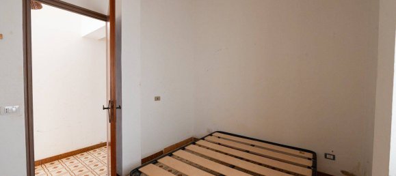 3 Schlafzimmer Villa in Vittoria, Italy, Nr. 44241 26