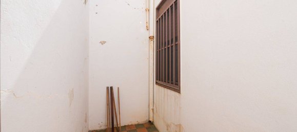 3 Schlafzimmer Villa in Vittoria, Italy, Nr. 44241 31