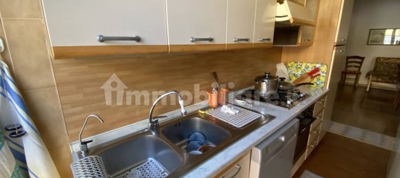 2 Schlafzimmer Wohnung in Castiglione del Lago, Italy, Nr. 103740 8