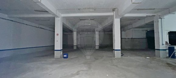 Склад 230м² в Алкоэнтре, Португалия № 87978 20