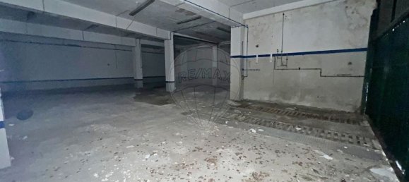 Склад 230м² в Алкоэнтре, Португалия № 87978 7