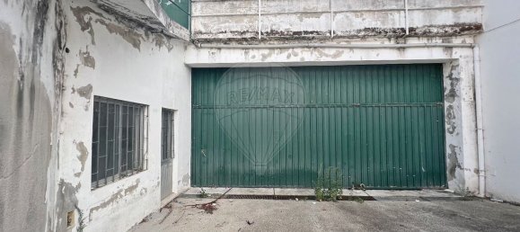 Склад 230м² в Алкоэнтре, Португалия № 87978 2