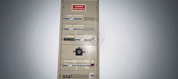 Склад 230м² в Алкоэнтре, Португалия № 87978 17