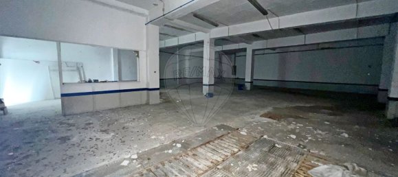 Склад 230м² в Алкоэнтре, Португалия № 87978 8