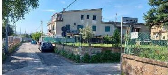 4-salle Appartement à Rome, Italy No. 9653 4