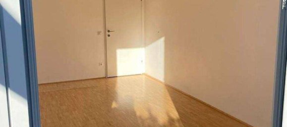 3 rooms Apartment in Hallein, Austria No. 106742 3