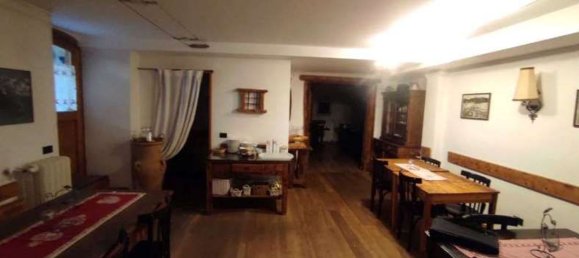 Bâtiment à Aprica, Italy 1361m² No. 281617 11