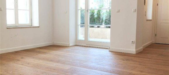 Apartamento de 2 dormitorios en Hietzing, Austria No. 190595 2