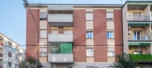 4 rooms Apartment in Bologna, Italy No. 26260 31