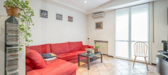 4 rooms Apartment in Bologna, Italy No. 26260 13