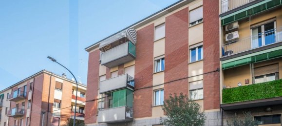 4 rooms Apartment in Bologna, Italy No. 26260 32