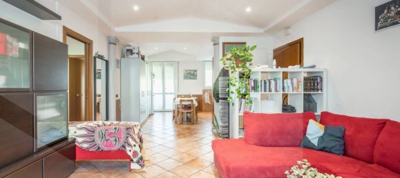 4 rooms Apartment in Bologna, Italy No. 26260 14