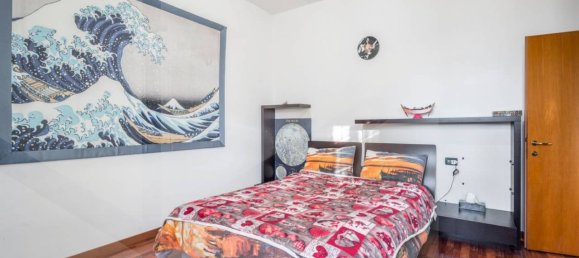 4 rooms Apartment in Bologna, Italy No. 26260 16