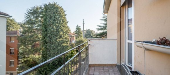4 rooms Apartment in Bologna, Italy No. 26260 29