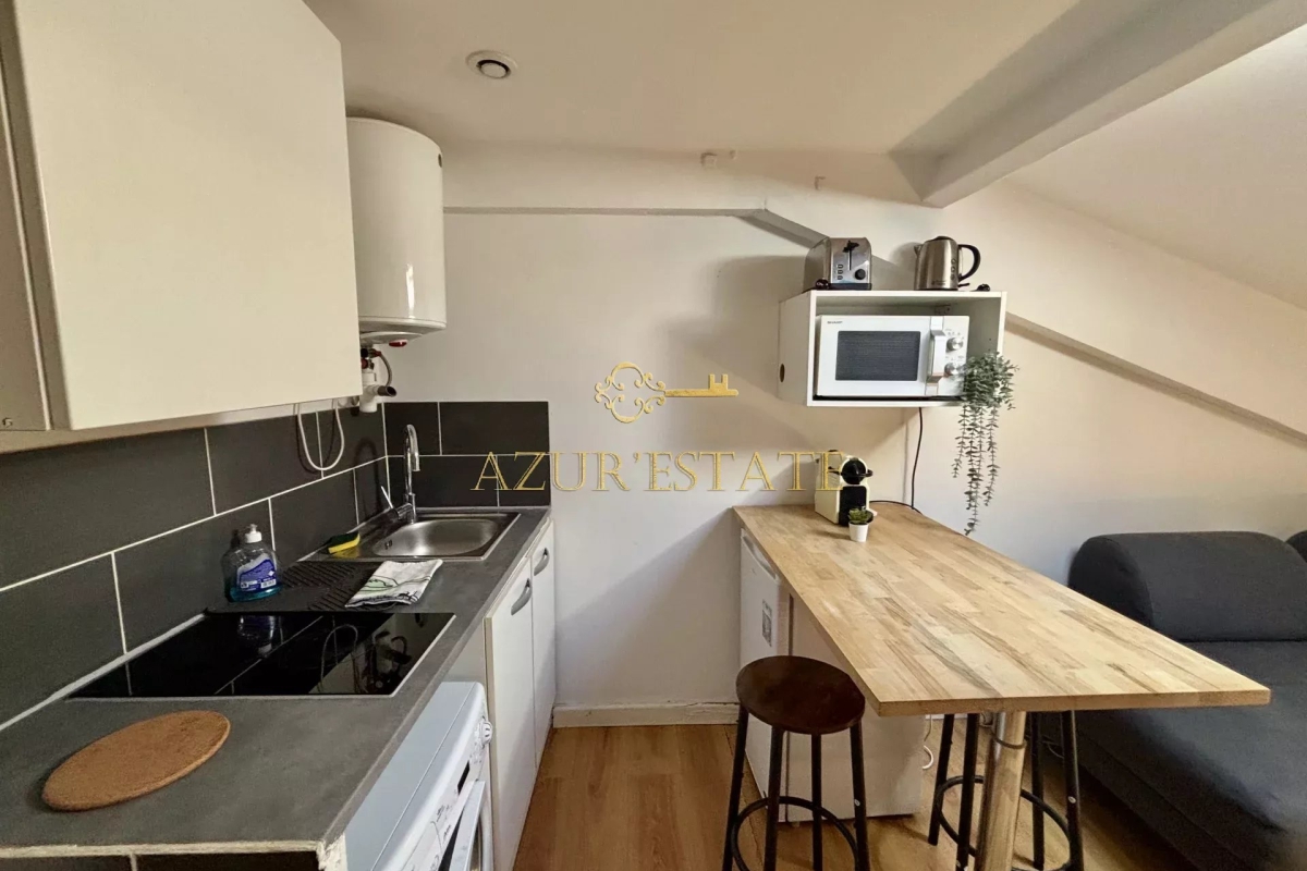 Studio à Nice, France No. 289519