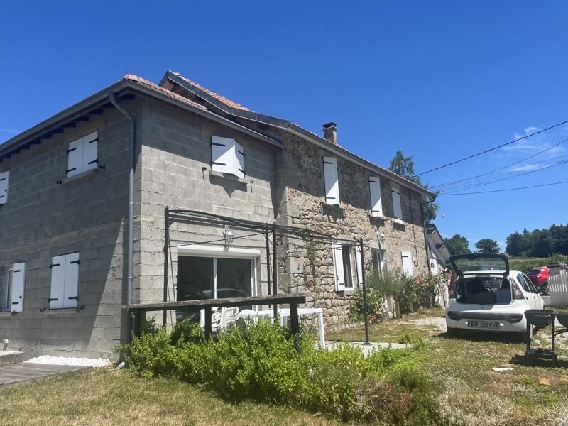 3 Schlafzimmer Haus in Correze, France, Nr. 295535
