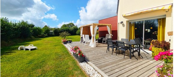 4 bedrooms House in Manche, France No. 355020 2