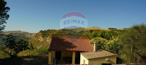 2 Schlafzimmer Haus in Enna, Italy, Nr. 319922 19