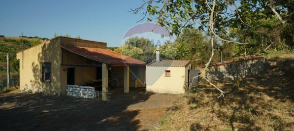 2 Schlafzimmer Haus in Enna, Italy, Nr. 319922 24