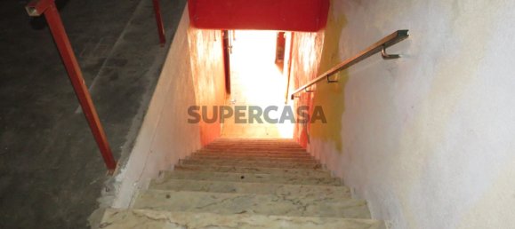 95m² Commercial property in Benavente, Portugal No. 152998 13