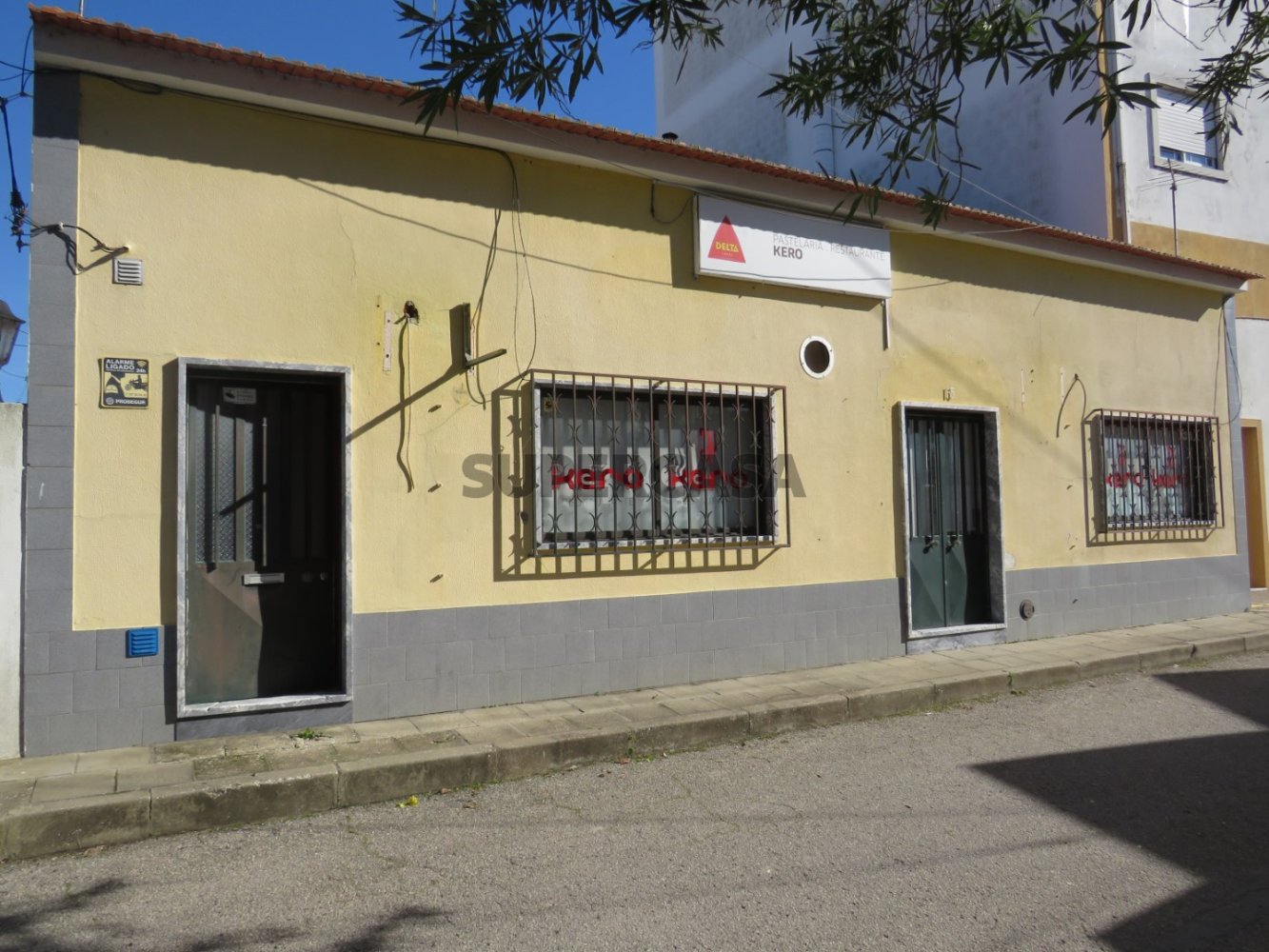 95m² Commercial property in Benavente, Portugal No. 152998