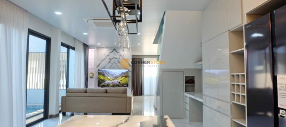 160m² House in Pattaya, Thailand No. 26327 6