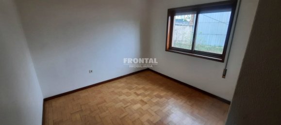 2 bedrooms Apartment in Valbom, Portugal No. 11702 7