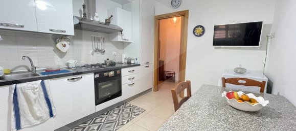 2 rooms Apartment in Bari, Italy No. 28940 5