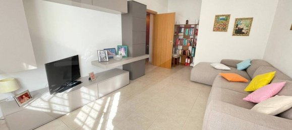 2 rooms Apartment in Bari, Italy No. 28940 20