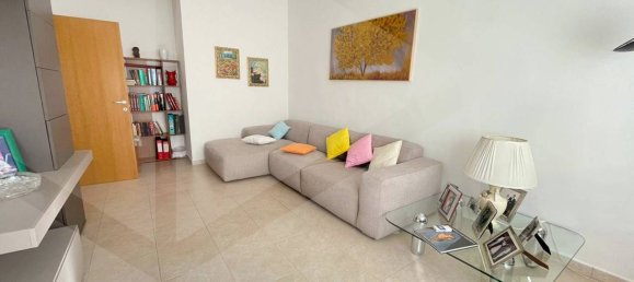 2 rooms Apartment in Bari, Italy No. 28940 28