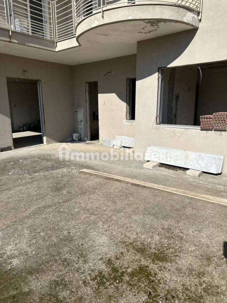 2 bedrooms Apartment in Giugliano in Campania, Italy No. 119174
