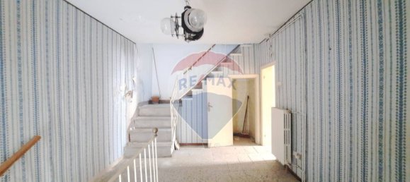 8 rooms House in Lanciano, Italy No. 292993 8