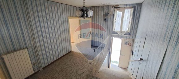 8 rooms House in Lanciano, Italy No. 292993 9