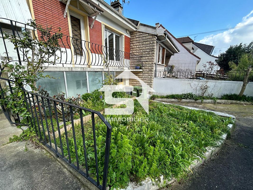 3 bedrooms House in Creteil, France No. 182547