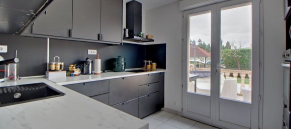 3 Schlafzimmer Haus in Vernouillet, France, Nr. 182456 11