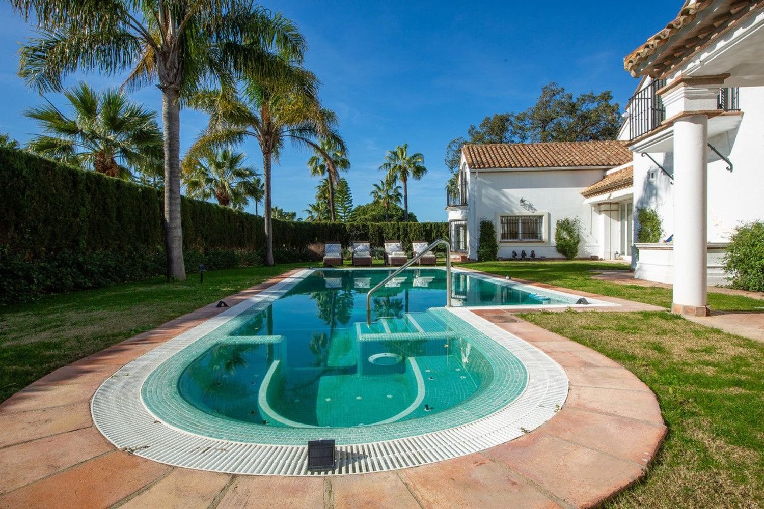 7 غرف نوم منزل في Cadiz, Spain رقم 26539