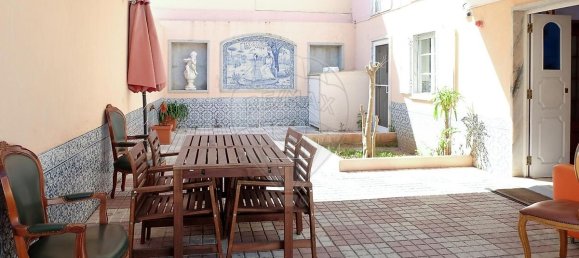 12 bedrooms House in Lisbon, Portugal No. 50706 3