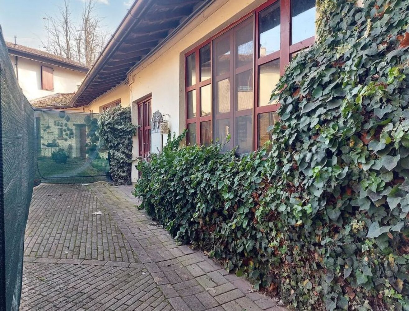 5 rooms House in Pavia, Italy No. 128898