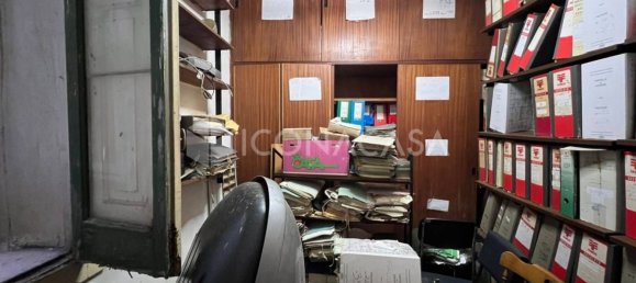 3 Schlafzimmer Wohnung in Bari, Italy, Nr. 373093 6