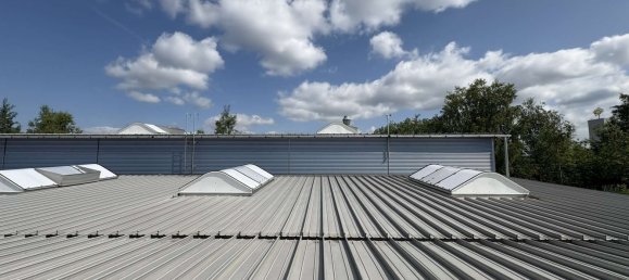 Armazém em Weiden in der Oberpfalz, Germany 1342 m² N.º 236994 10