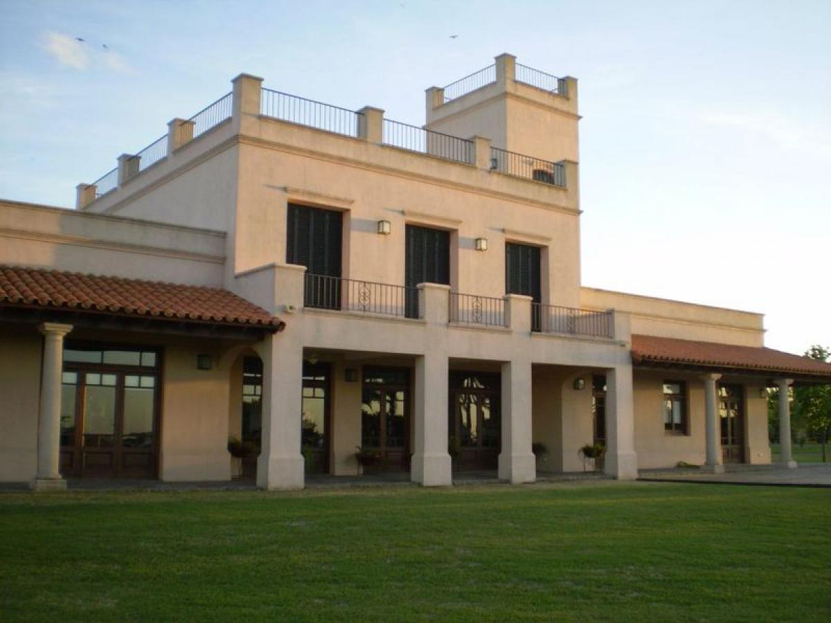 Ferme à Lobos, Argentina No. 50662