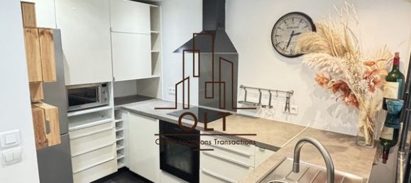 2 bedrooms Apartment in Suresnes, France No. 165007 5