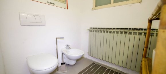 4 bedrooms Apartment in Turin, Italy No. 340459 24