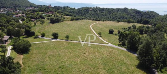 Terreno en Salò, Italy 358897 m² No. 27267 9