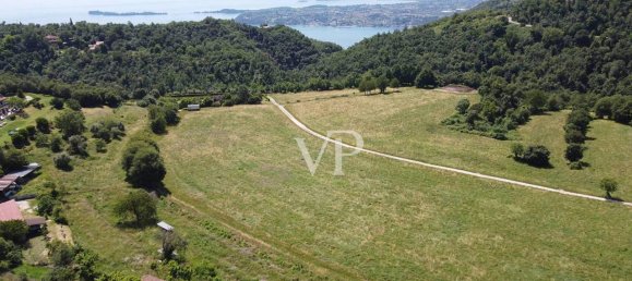 Terreno en Salò, Italy 358897 m² No. 27267 2