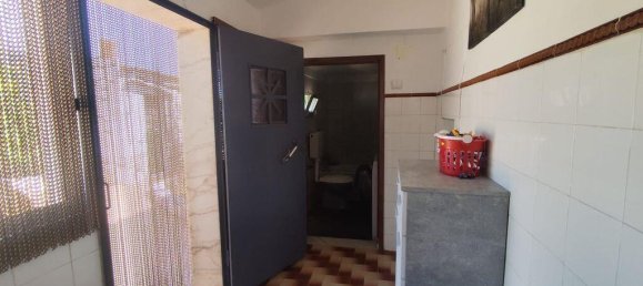 2 Schlafzimmer Haus in Borba, Portugal, Nr. 198364 19