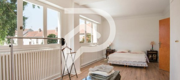 Villa T5 em Montlignon, France N.º 350288 9