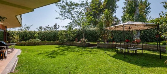 5 Schlafzimmer Wohnung in Rome, Italy, Nr. 359829 5