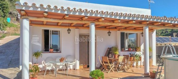 Дом с 3 спальнями в Эстепона, Испания № 125372 2