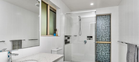 4 bedrooms House in Nunderi, Australia No. 531 8